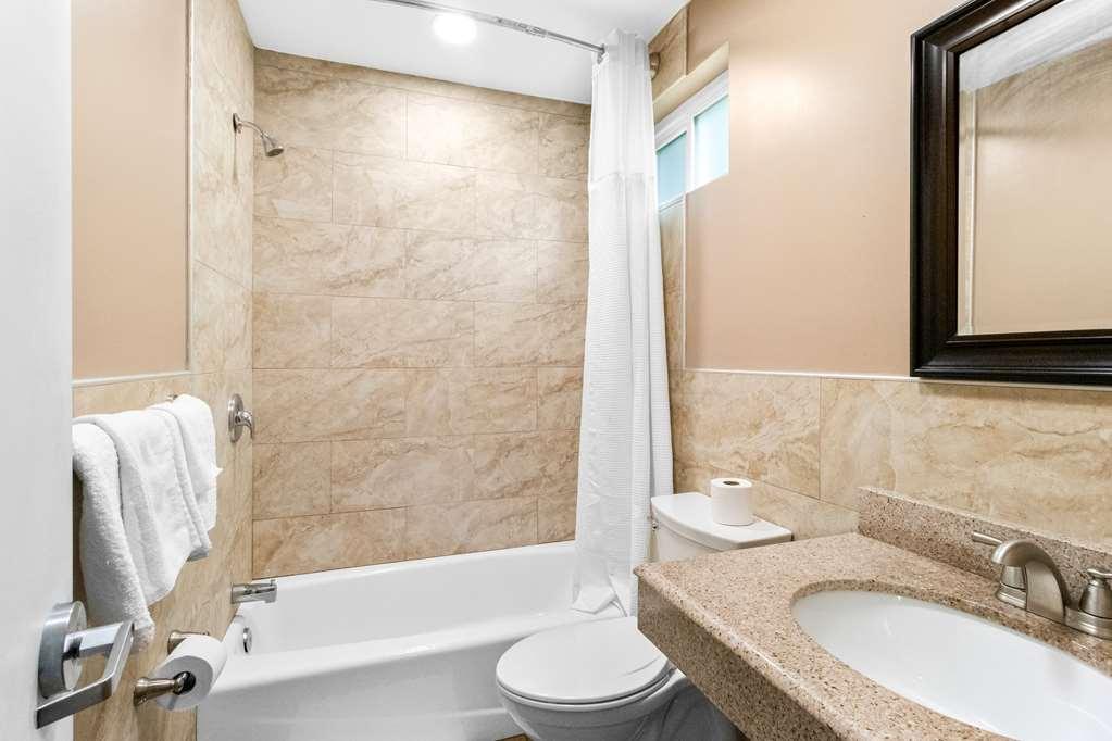 Americas Best Value Inn Avenel Woodbridge Habitación foto