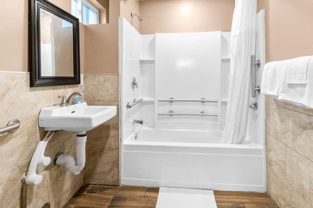 Americas Best Value Inn Avenel Woodbridge Habitación foto